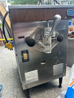 Ice machine