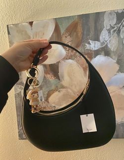 Black purse / Black handbag 