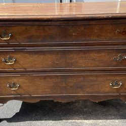 Widdicomb vintage solid wood dresser fair condition