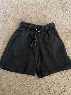 3T Black shorts
