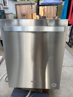 Whirlpool Dishwasher stainless steel