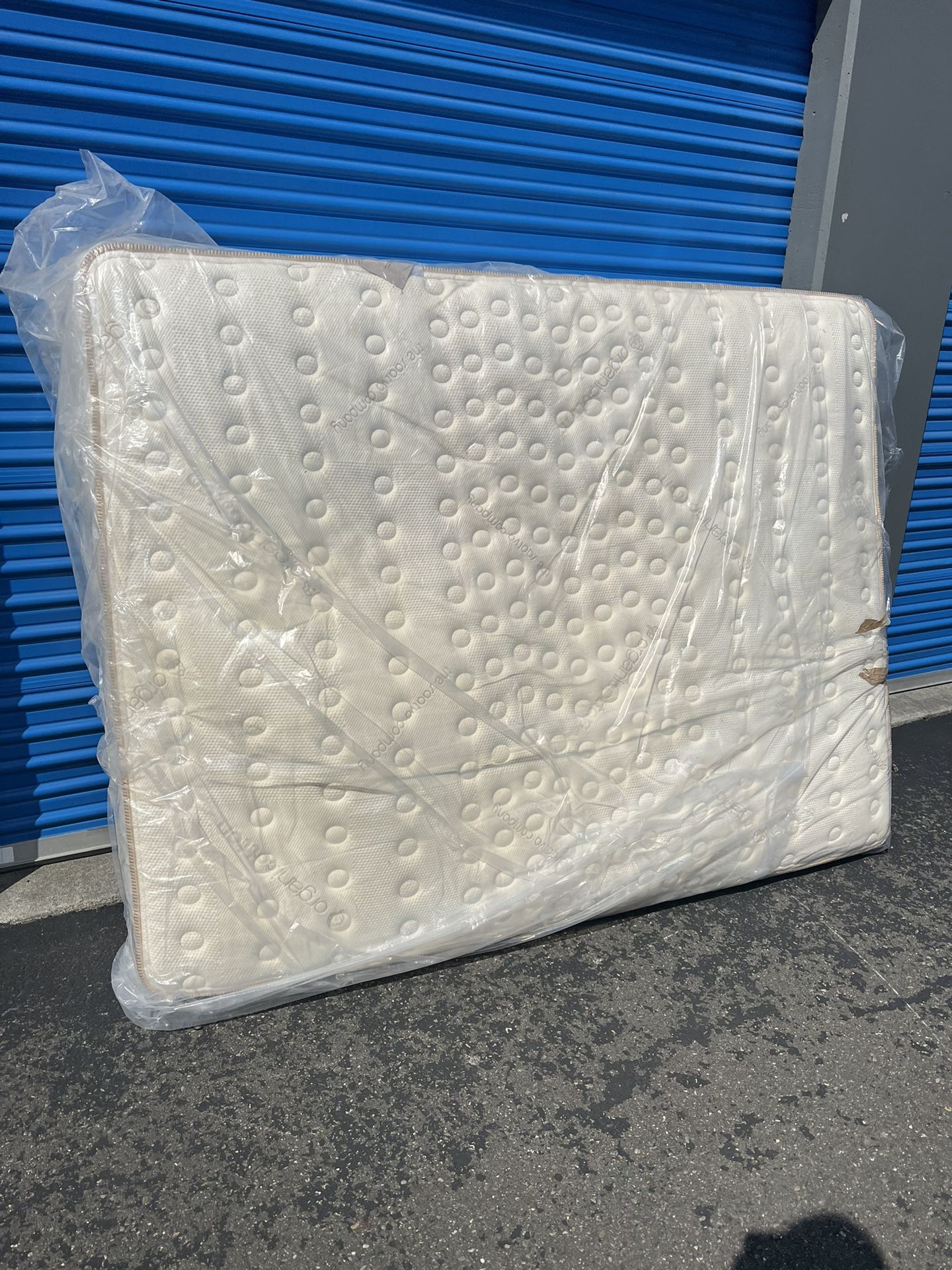 Brand New Saatva Classic Firm 14" Queen Mattress (60×80) - Still Sealed, Premium Quality