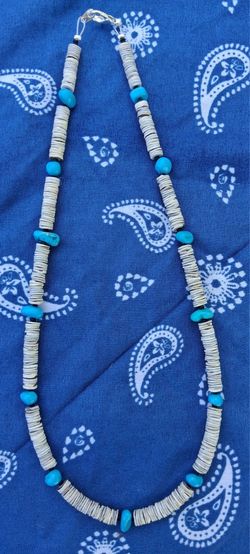 Gray Oyster And Turquoise Necklace