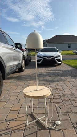 Table lamp