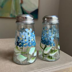 Vintage Salt & Pepper Shaker Set ( firm on price )