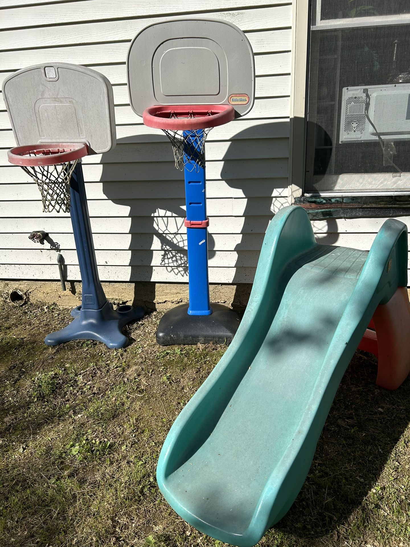 Basketball (2 Nos) With Slipping Toy For Kids