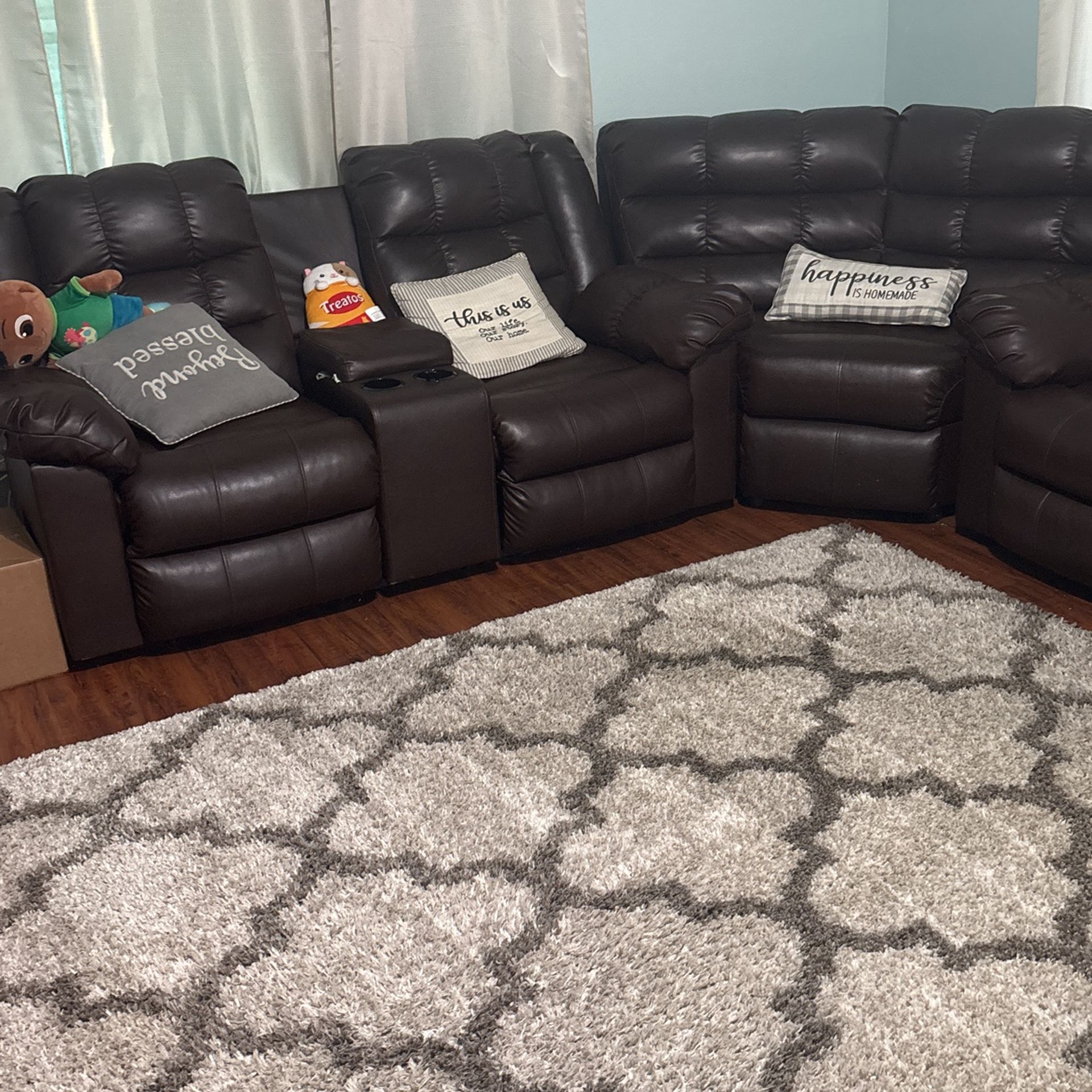 Brown Leather Sectional Couch With Four Recliners