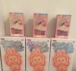 Big Into Energy Labubu/Matching Phone Charm
