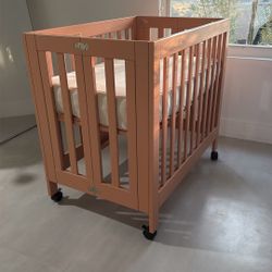 Babyletto - Origami Mini Portable Crib + Mattress