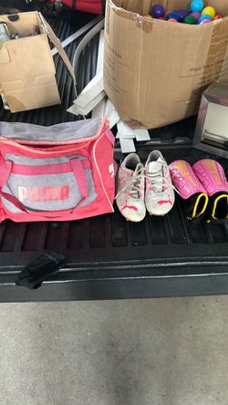 Puma Girls Soccer Set – Bag, Cleats & Shin Guards