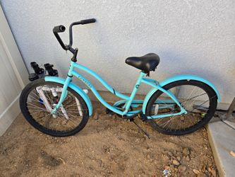 Girls bike