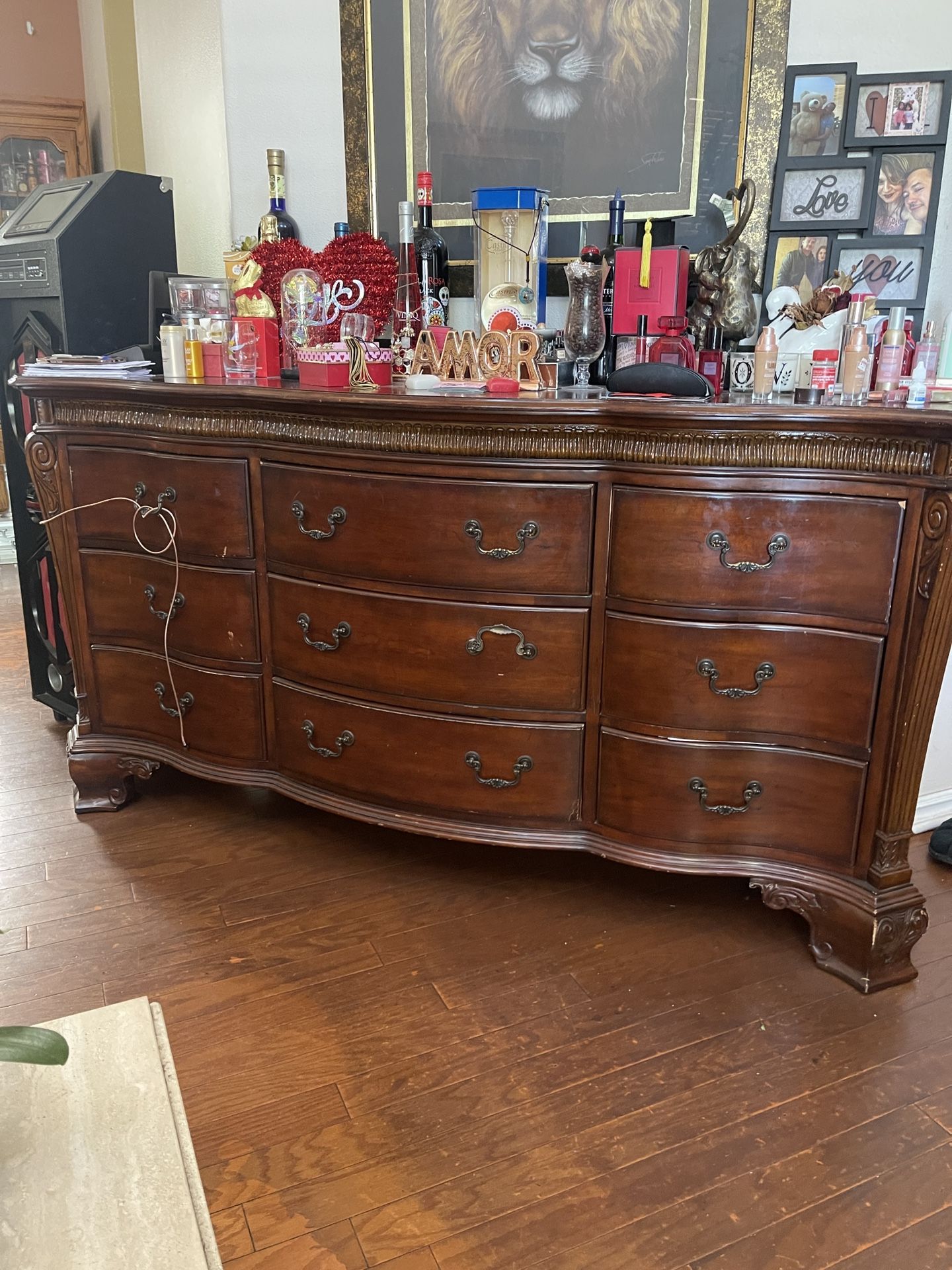 Ashley Furniture Gavetero Use But In Good Condition