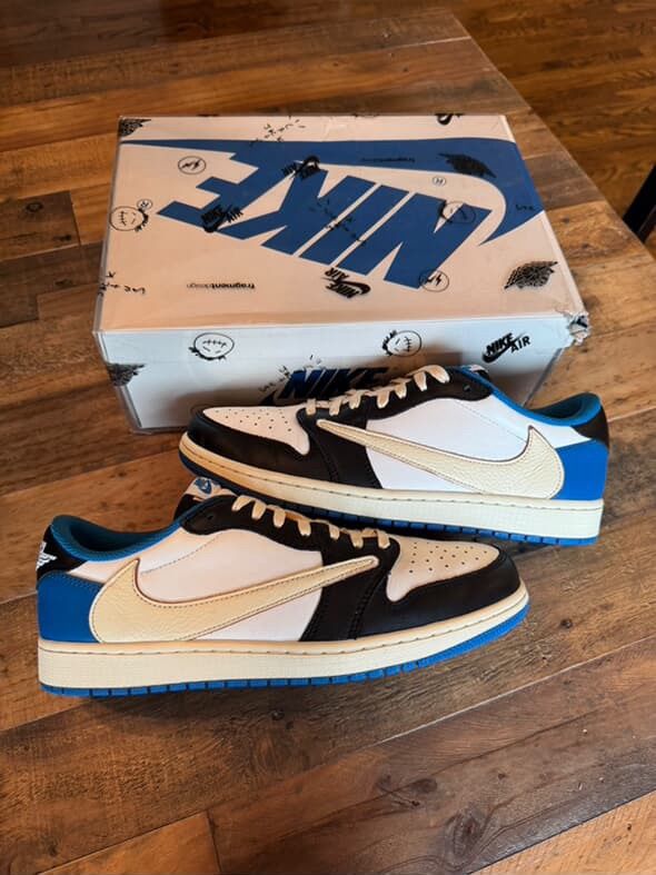 Jordan 1 Fragment Low (Travis Scott)