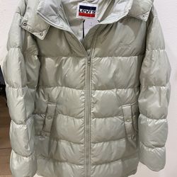 Levi's Parka Long Down Filled Puffer size L- New Women retail $198