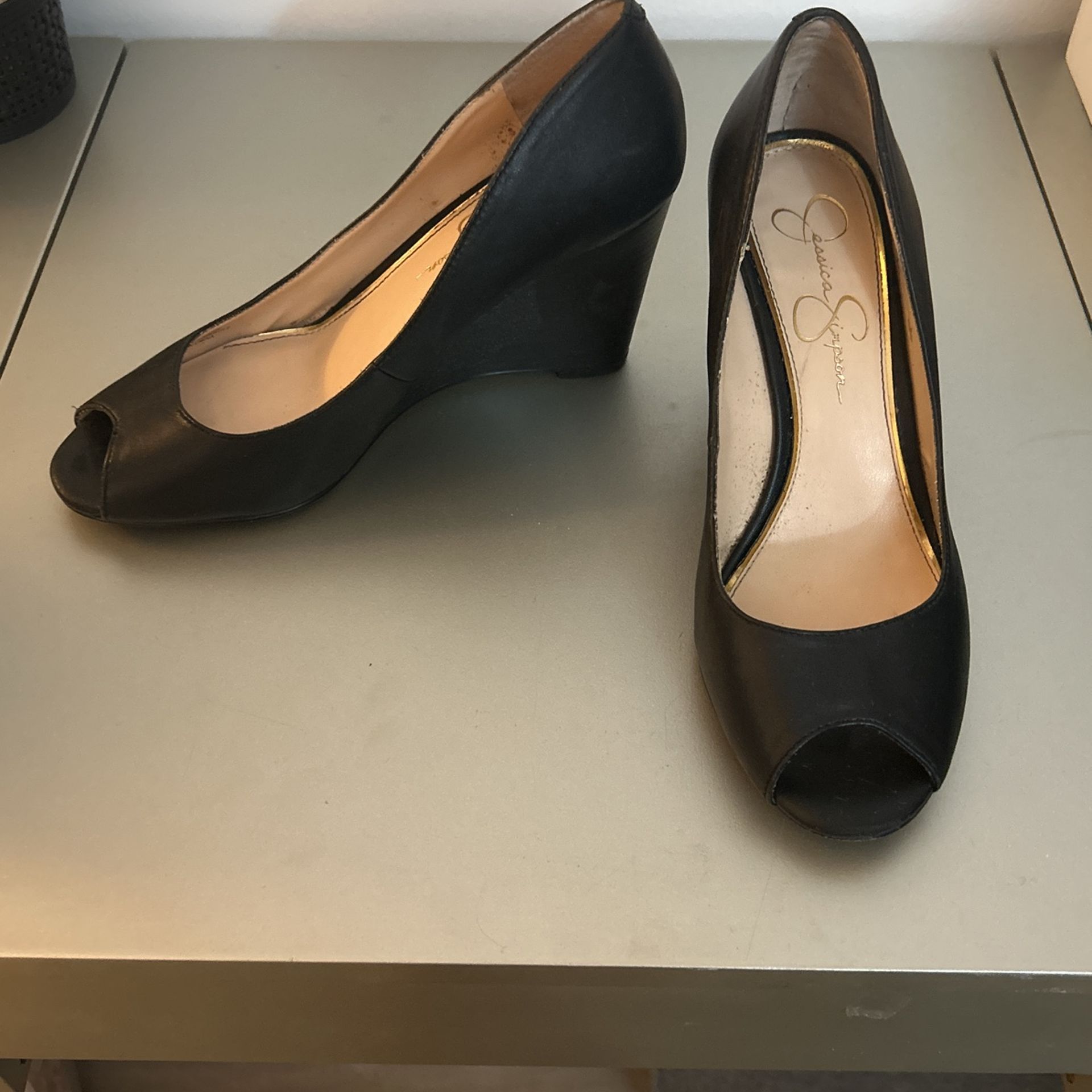 Jessica Simpson Wedges