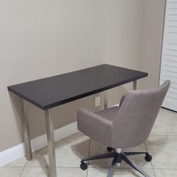 Table With Chair $ 80