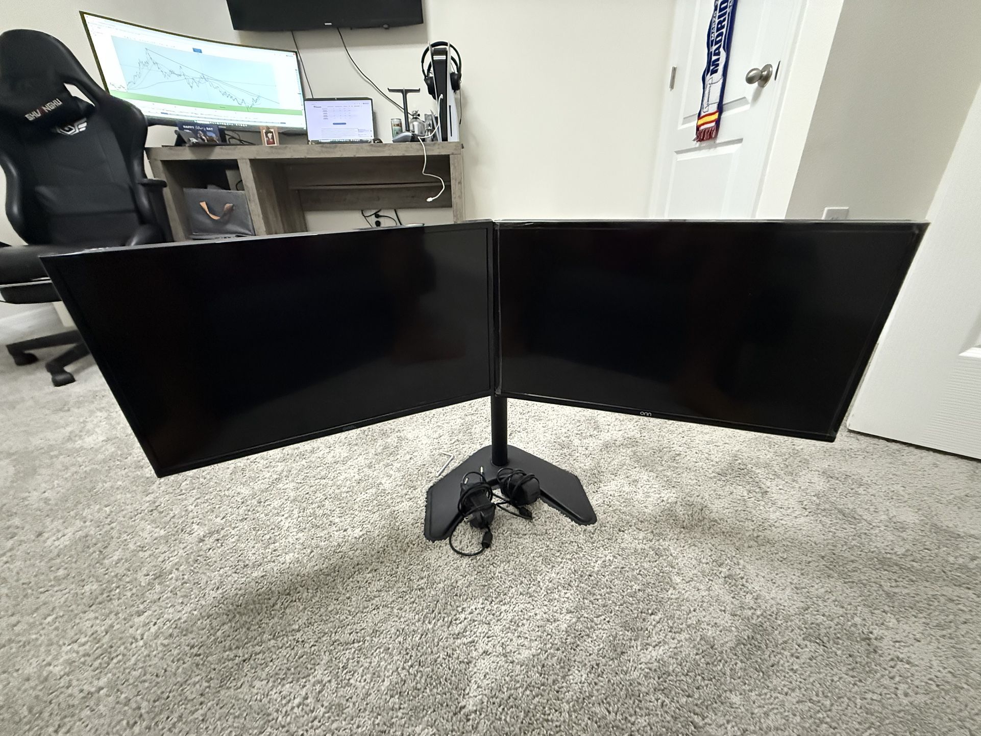 2 ONN 22” Monitors with Stand – Great Condition
