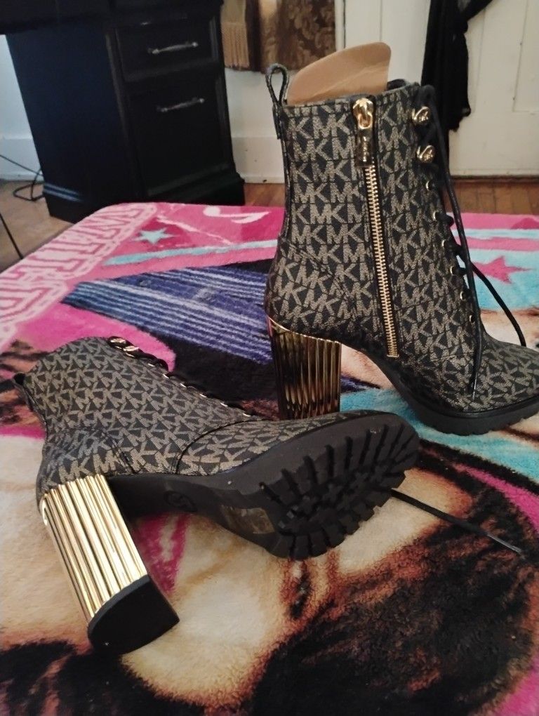 Women Boots 