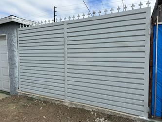 Custom side fences