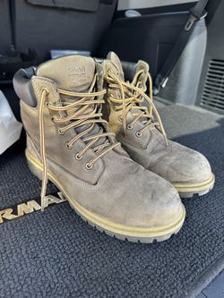 Women’s Boots 