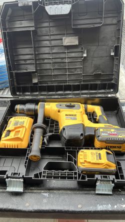 Dewalt 1-9/16 in sds max  Dch481x2