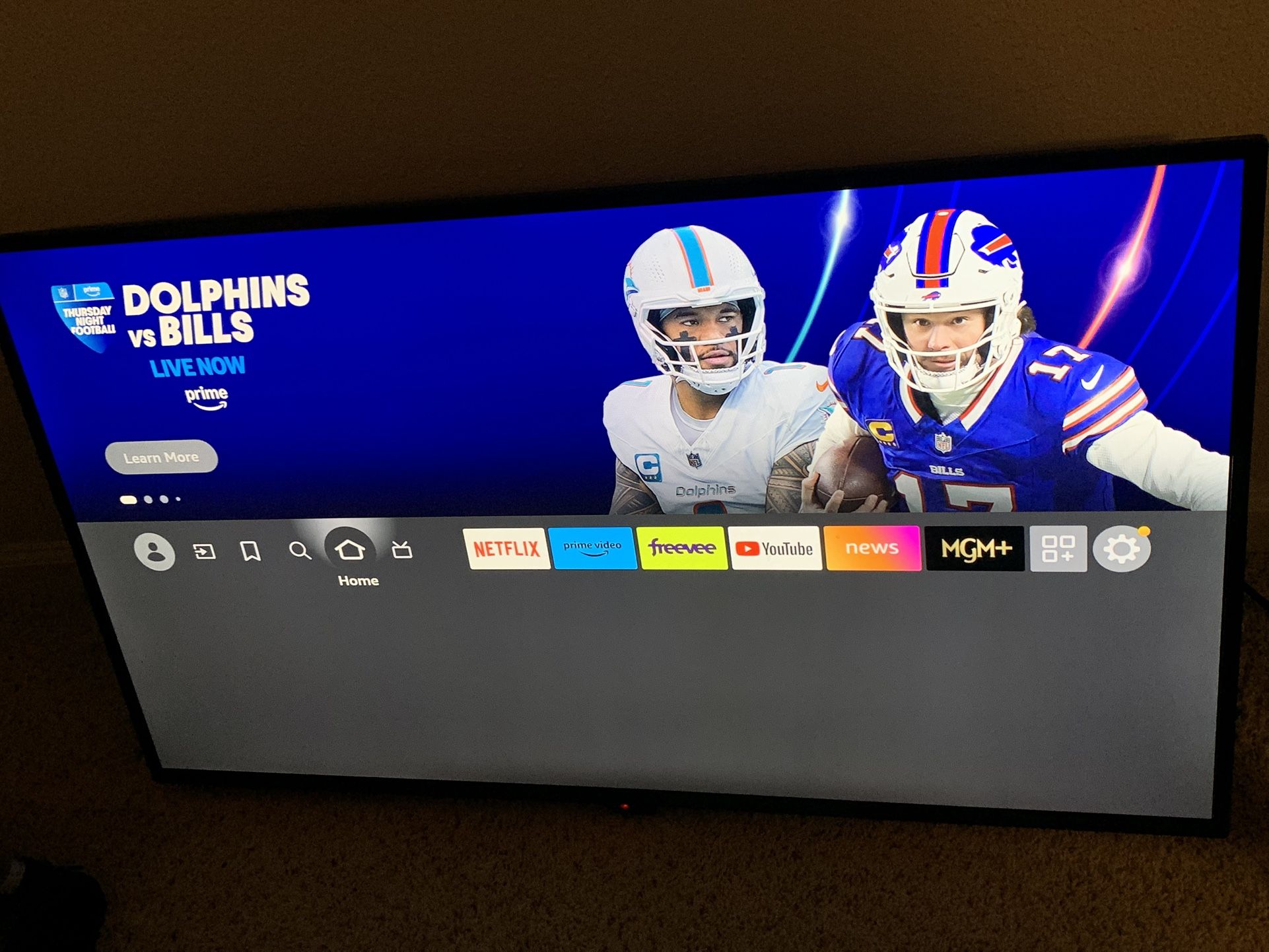 42 inch Insignia TV 