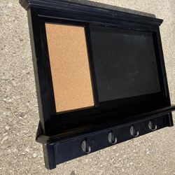 Beautiful messenger board with hooks