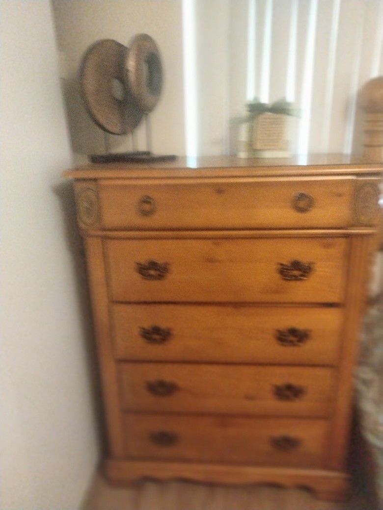 Bedroom Furniture Set For Sale