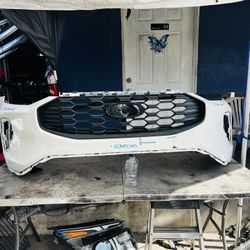 Ford escape 2023-2024 Front Bumper Oem