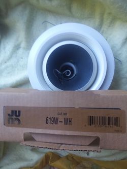 Juno adjustable recessed can trim NIB