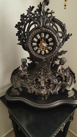 The pure copper European antique clock 