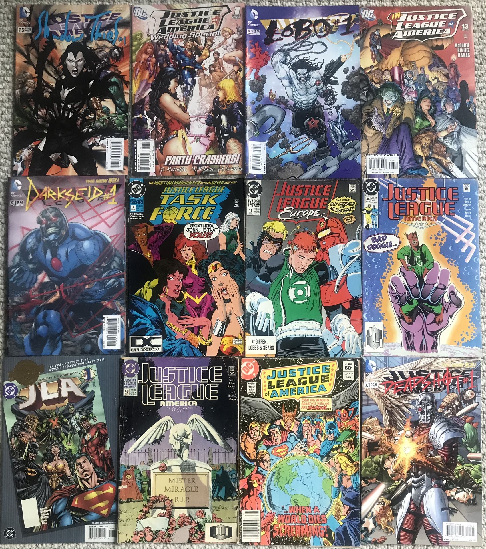 Justice League Comics entire collection bundle 96 comics