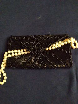 Vintage akoya pearls and black beads bag