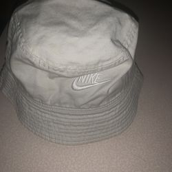 Nike Bucket Hat Size M