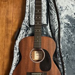 Martin 000-10E Acoustic-Electric Guitar Road Series