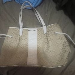 Coach Y2K White Leather Authentic Purse