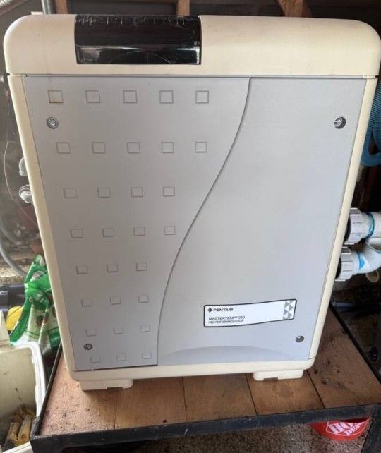 Pentair Mastertemp 250K BTU POOL/SPA HEATER