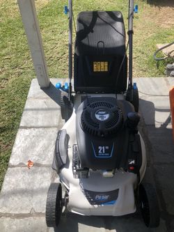 Pulsar 21 in. Self-Propelled 196 cc Gasoline Walk Behind Lawn Mower with 7  Position Height Adjustment for Sale in Ontario, CA - OfferUp