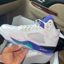 Jordan Retro 5 Grapes.