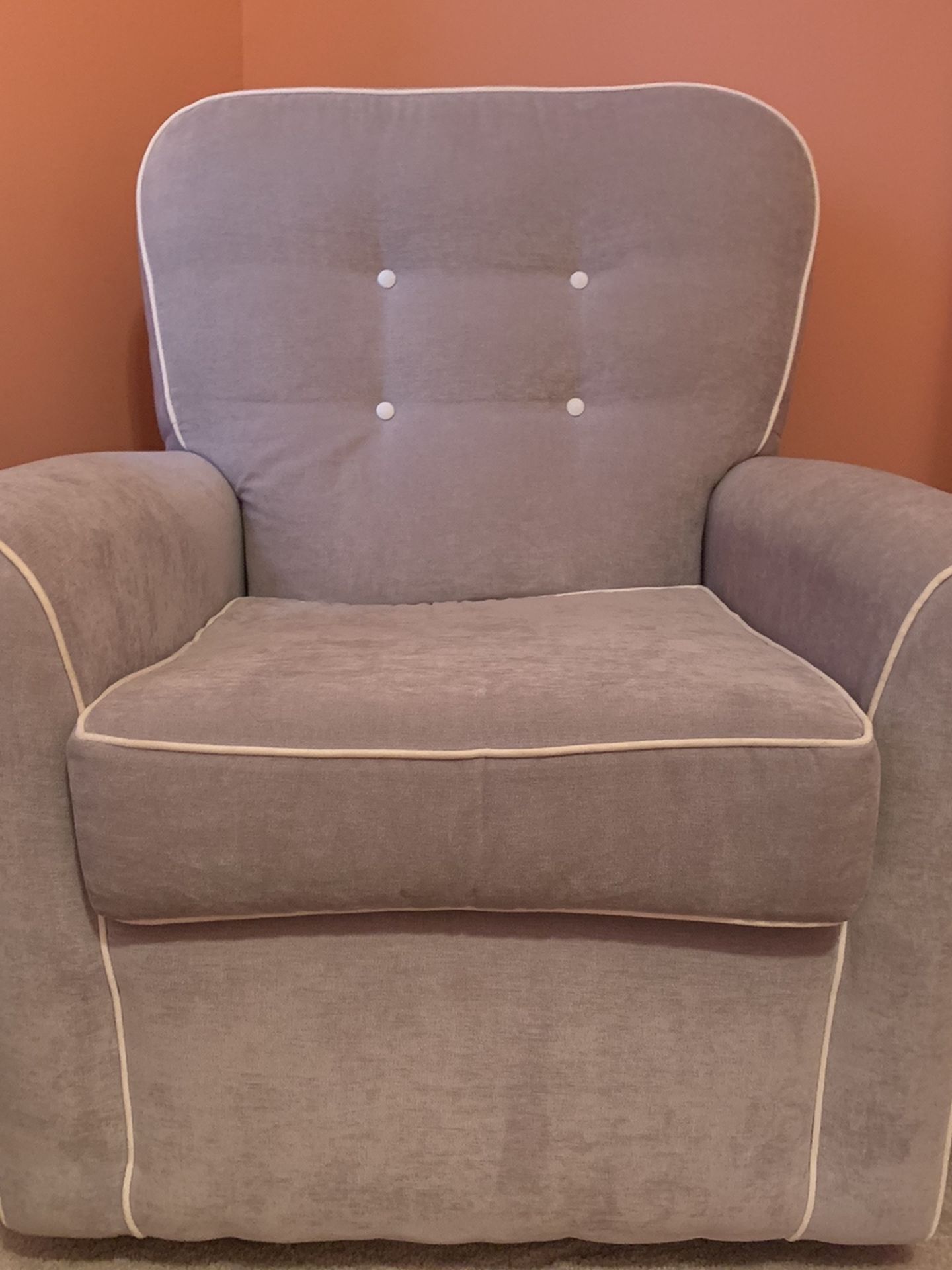 Nursery Swivel Rocker