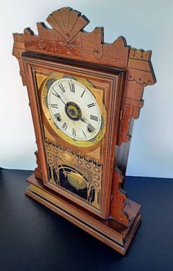 Rare Antique 19th Century Seth Thomas Walnut Parlor Mantel Clock