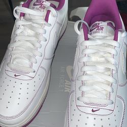 11.5 Nike Air Force’s