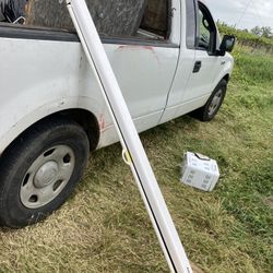 6 Foot Long Projector Screen 