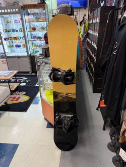 Morrow 157 w snowboard with bindings located at sin city snowboards