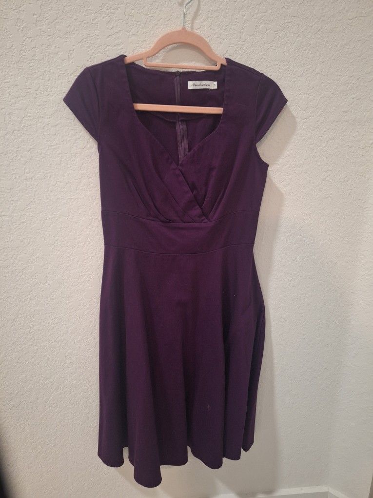 Bloonlinedress Deep Purple Fit & Flare Dress – Size M – Elegant Cap Sleeves