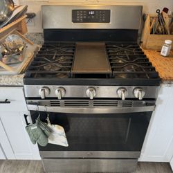 GE 5-Burner stove With air Cry