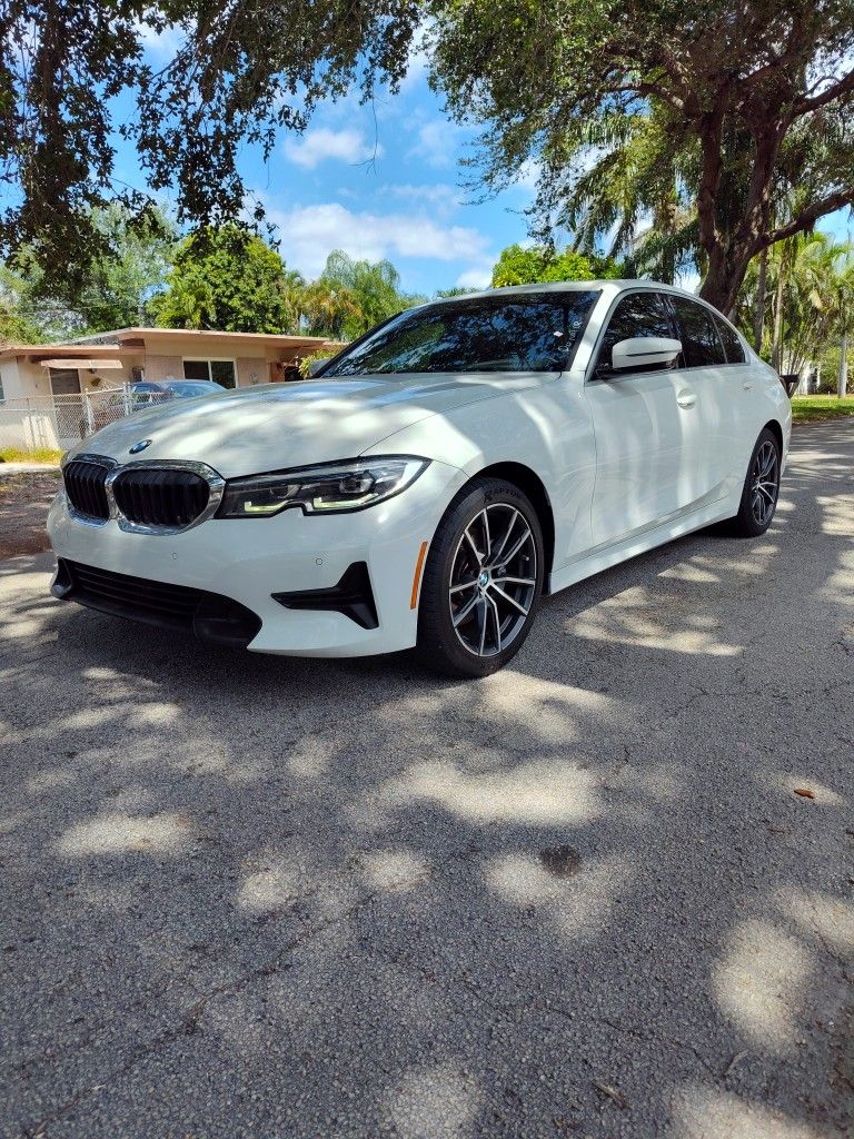 2020 BMW 330i