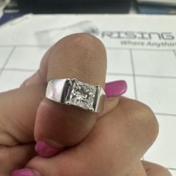 Solitaire Diamond Ring 