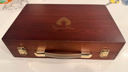 Art kit - Wooden box