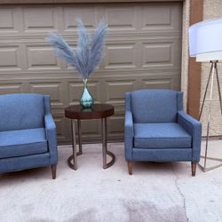 accent Chairs 